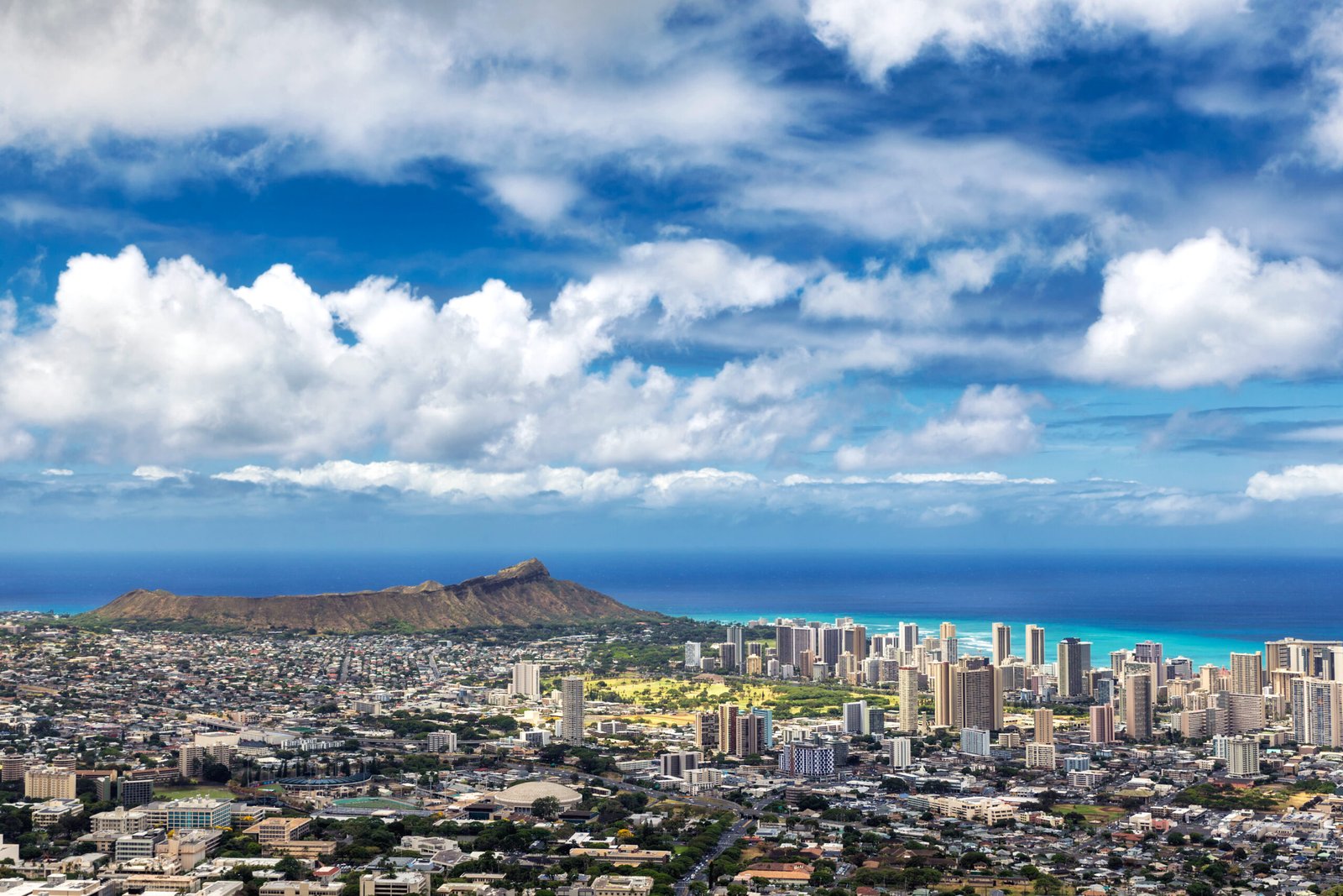 waikiki and diamond head crater scaled